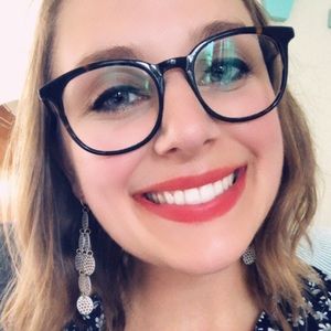 Meet your Posher, Kimberly